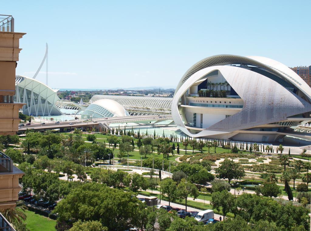 Apartup Yellow Opera View Appartement Valencia Buitenkant foto
